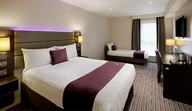 Premier Inn London Hackney エクステリア 写真