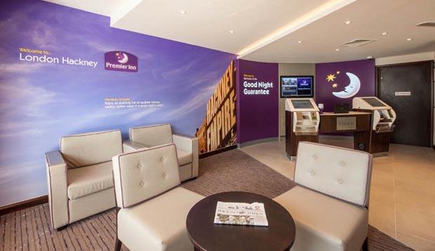Premier Inn London Hackney エクステリア 写真